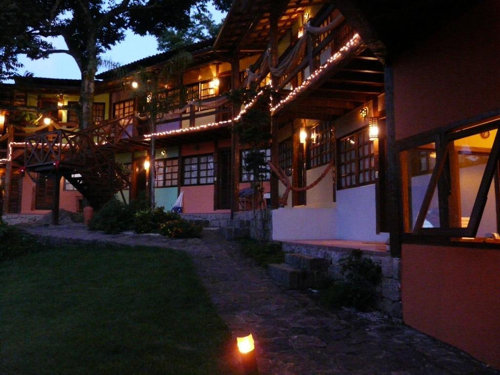Pousada Villa Da Prainha Ilhabela Buitenkant foto